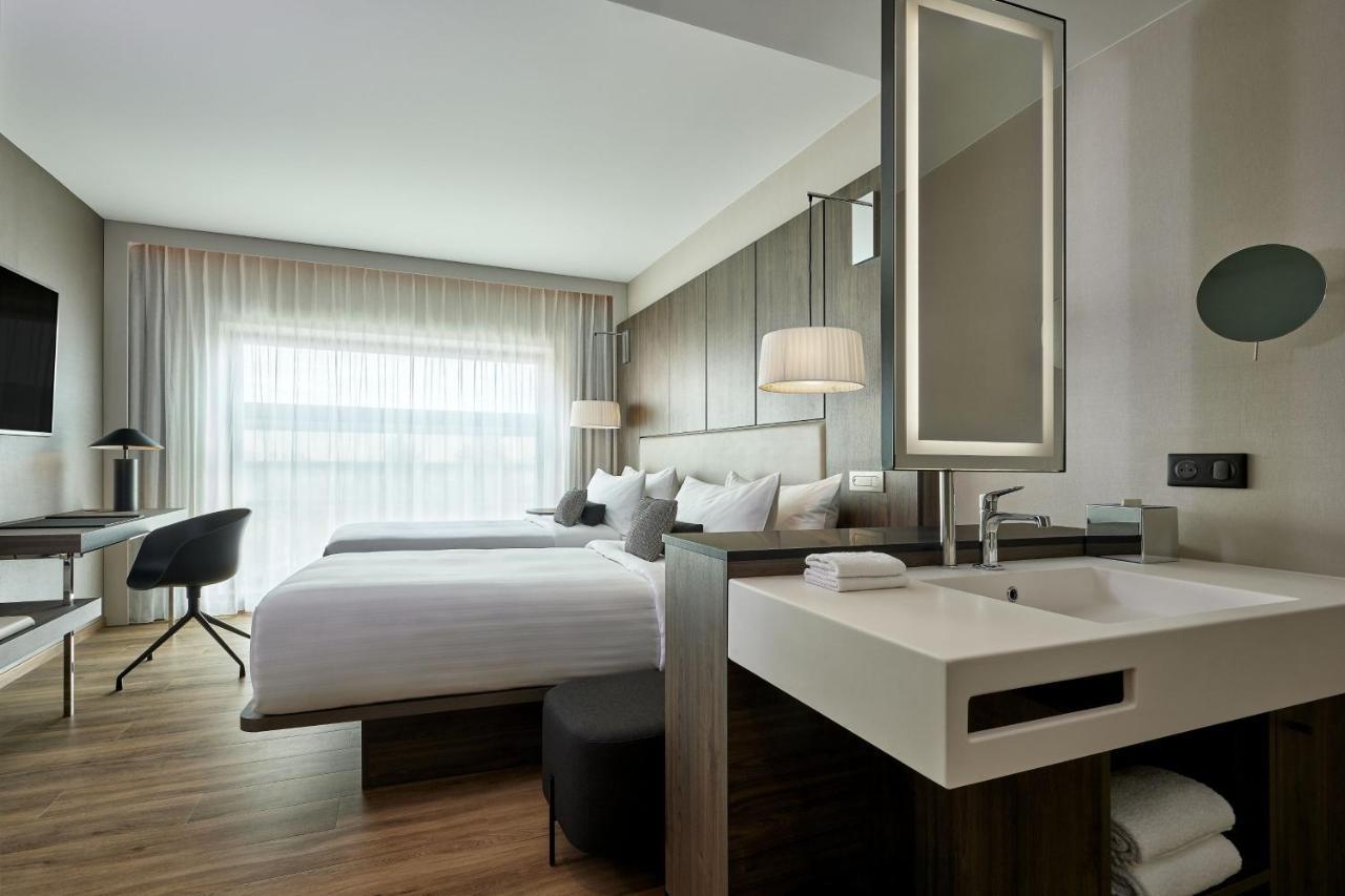 Ac Hotel By Marriott Strasbourg Kültér fotó